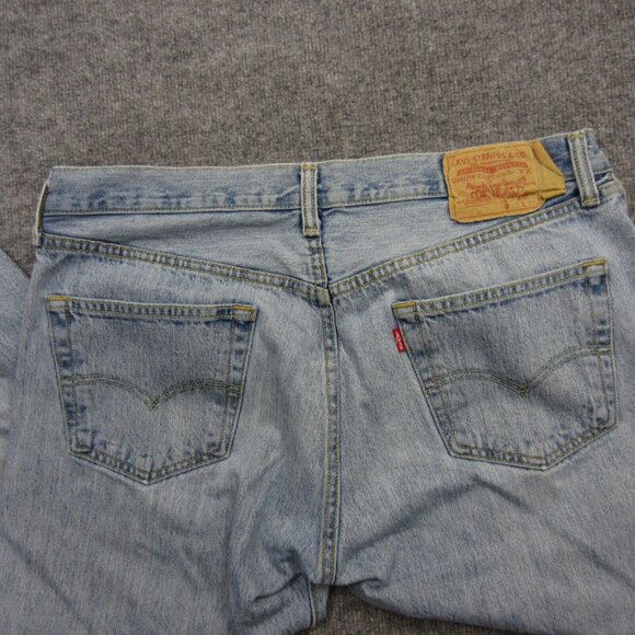 Levi's 501 Straight Leg Button Fly Light Wash Jeans Mens 35x32 Blue Denim Vtg - Picture 2 of 14